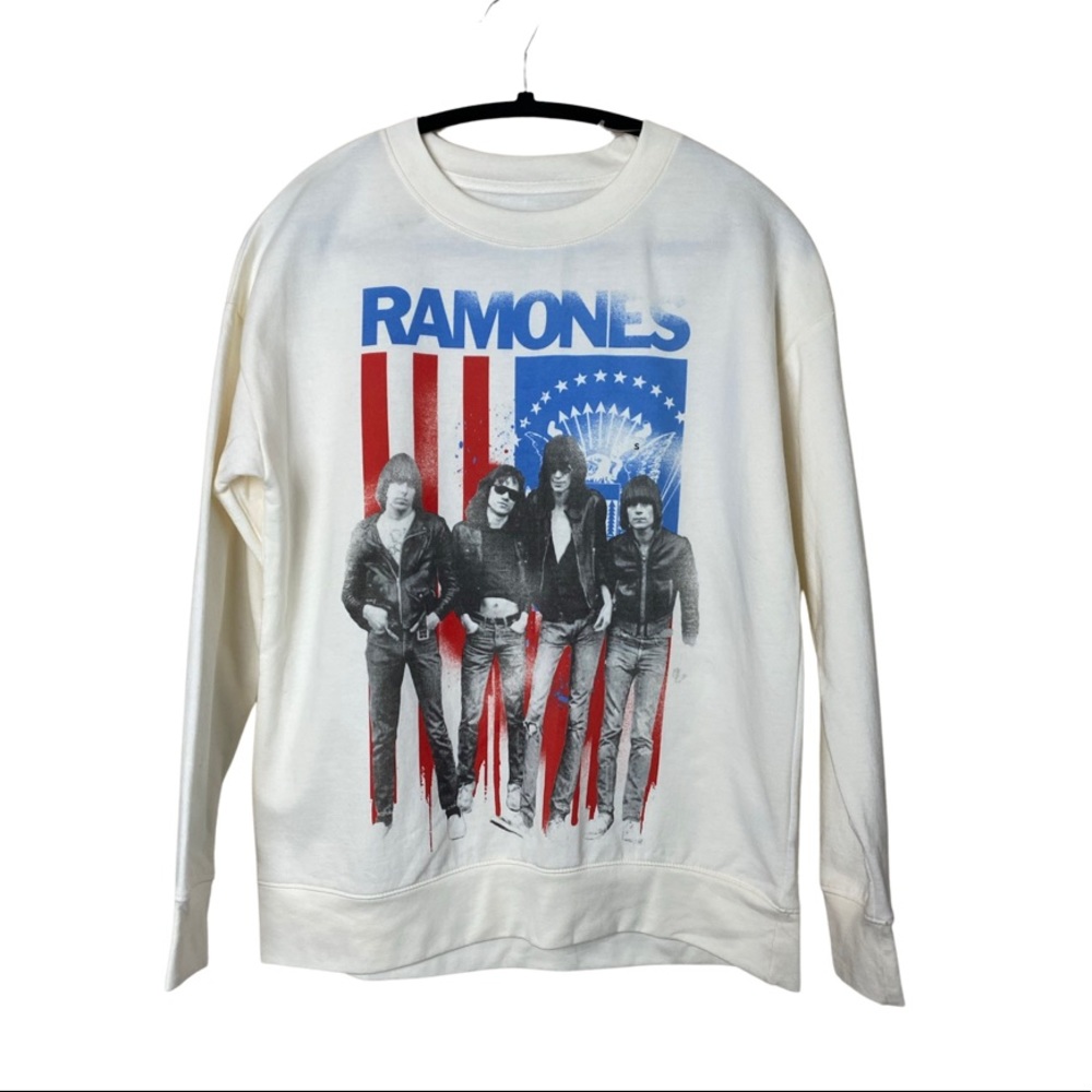 New Ramones Ivory Graphic Band Crew Neck Long Sleeve Sweatshirt Size Small